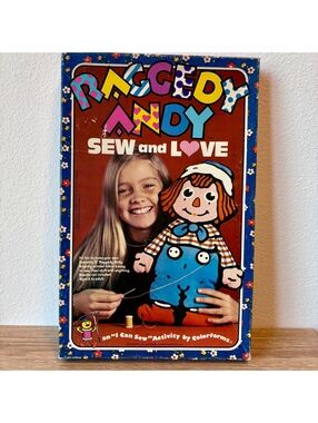 Vintage 1975 Raggedy Andy Sew & Love Colorforms 940B Sewing Kit MIB Sealed